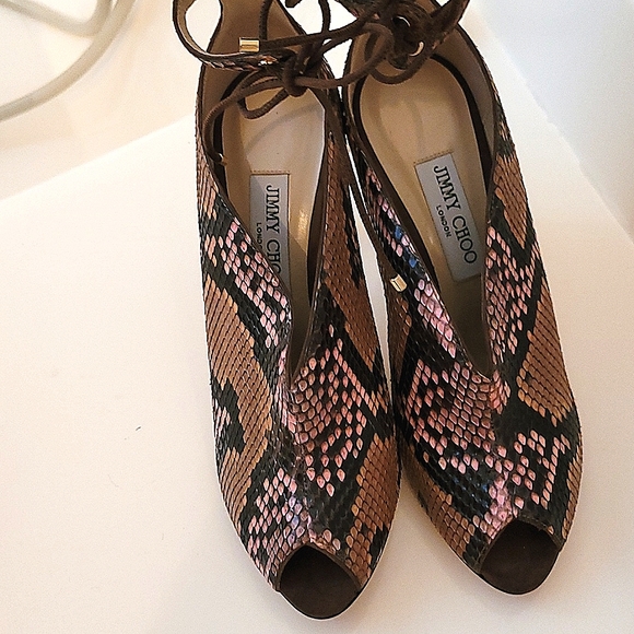 Authentic Italian 39 1/2 Jimmy Choo Snake Skin Shoes - Picture 3 of 5